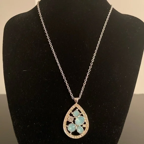 Necklace with light blue rhinestone teardrop pendant - Picture 1 of 2